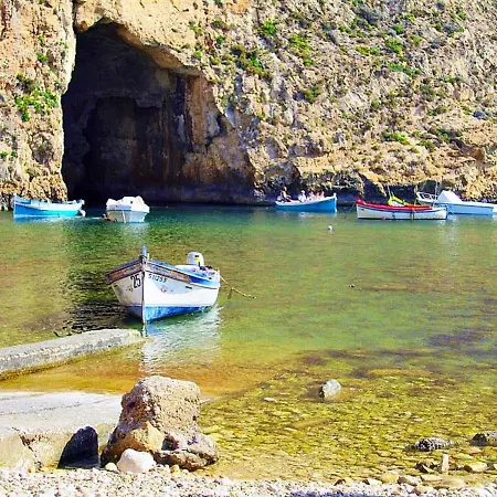 Сasa de vacaciones Charming House In Ix - With Terrace And Barbecue Xewkija