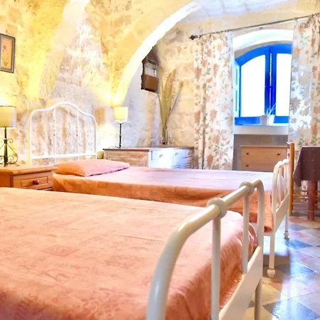 Charming House In Ix - With Terrace And Barbecue * Xewkija