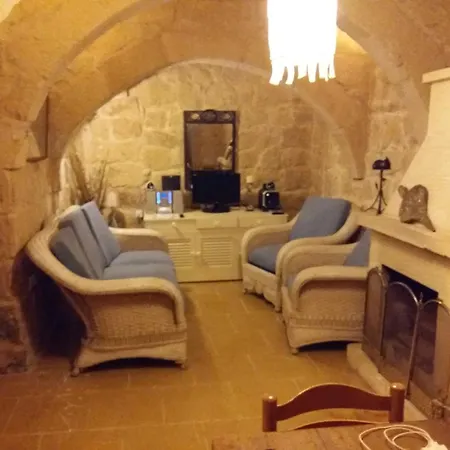 Charming House In Ix - With Terrace And Barbecue * Xewkija