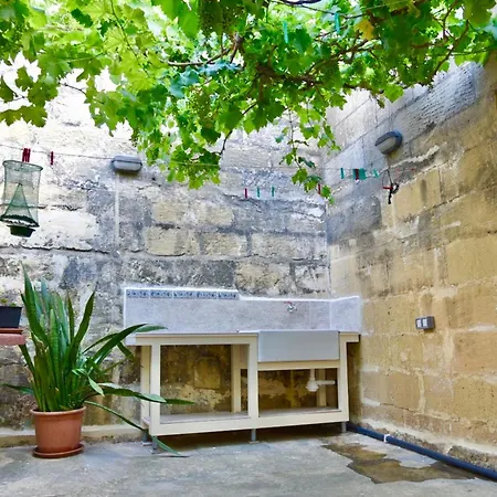 Charming House In Ix - With Terrace And Barbecue *
